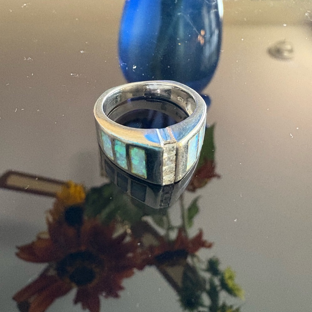 Sterling Ring w Opal inlay & CZ’s - Picture 3 of 7